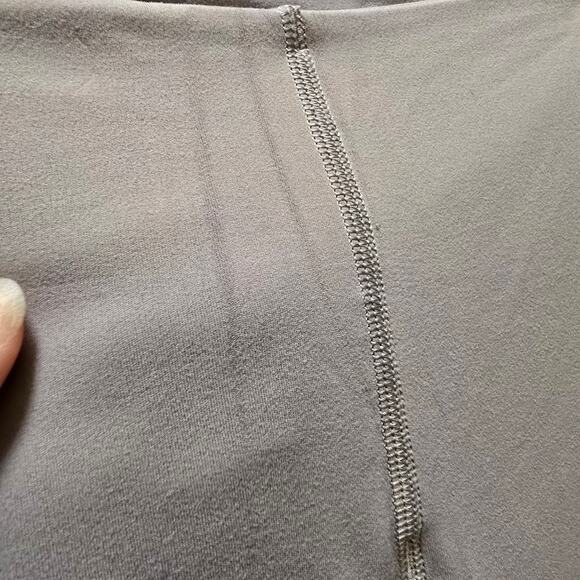 Lululemon In The Groove Flare Pant in Violet Verbena size 4 - Picture 8 of 13